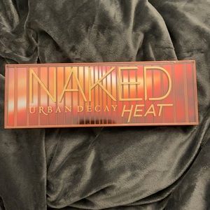 NAKED URBAN DECAY HEAT PALATE